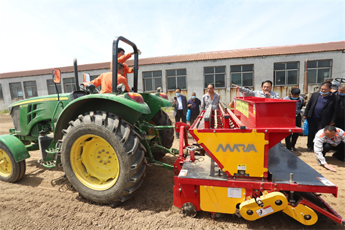 香蕉视频污视频播种机