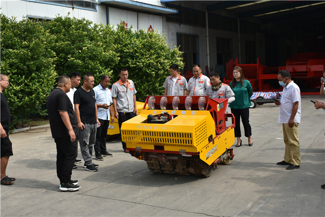 山东香蕉视频污视频播种机批发